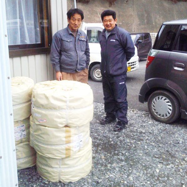 寄磯浜の漁師グループにホヤ養殖用のロープをお届けしました