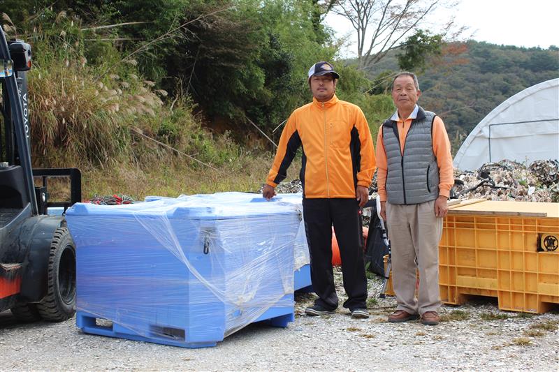 石巻市鮫浦の漁師グループへ漁業用養殖タンクをお届けしました