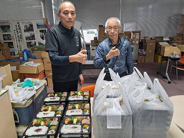 お弁当55人分を七尾市の避難所へお届けしました