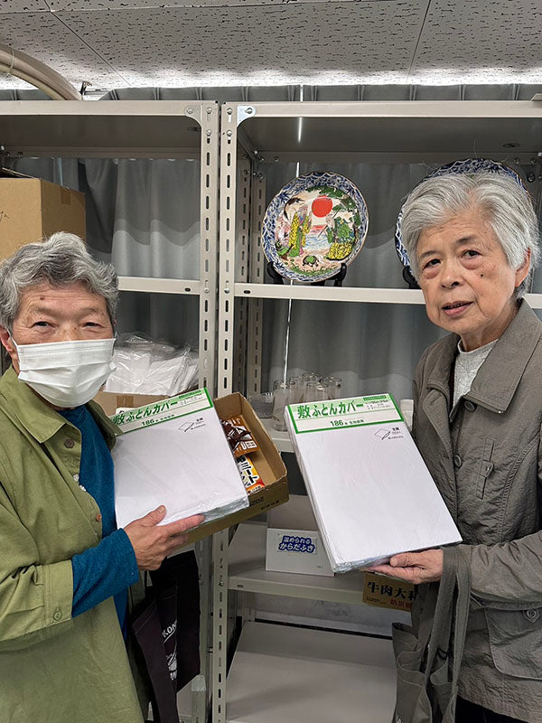 穴水町の仮設住宅に敷布団カバーをお届けしました