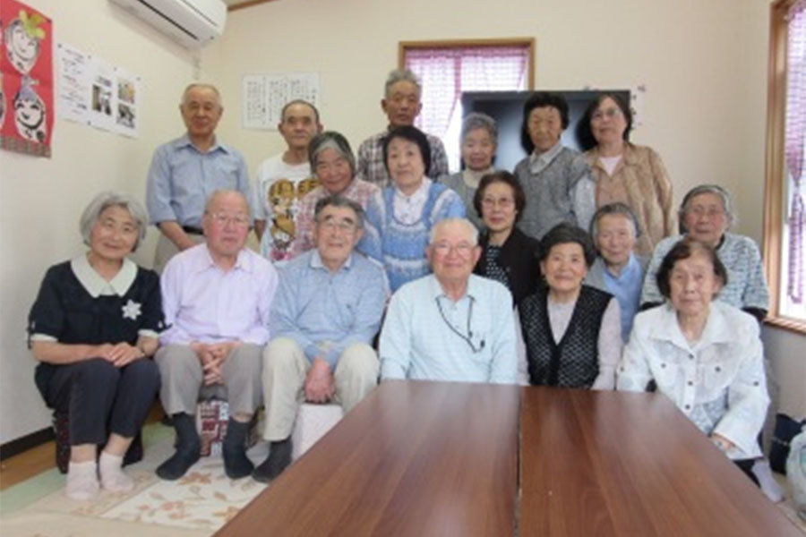陸前高田市の仮設住宅の敬老会へ食事などをお届けしました