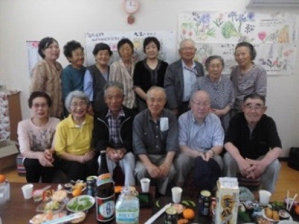 陸前高田市神田応急仮設団地「ベテランズクラブ」へ食事などをお届けしました