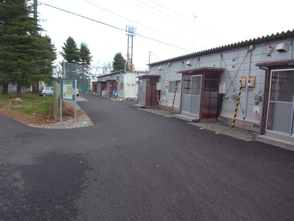 浪江町からの避難者が暮らす二本松市の仮設住宅へ切り餅をお届けしました